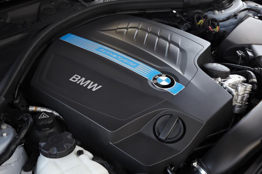  BMW ActiveHybrid 3 2012 года  (фото 32 из 102)